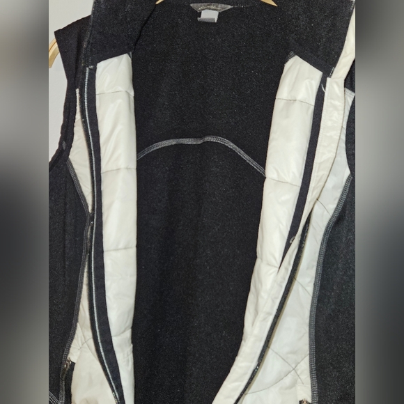 Eddie Bauer Women's Black/White Vest, Sz XL - Picture 6 of 8